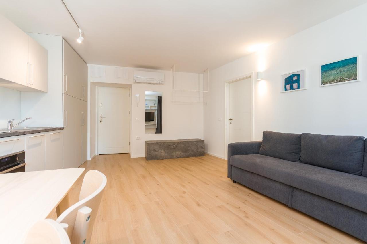 Apartma Premium Tartini 2 By Locap Group